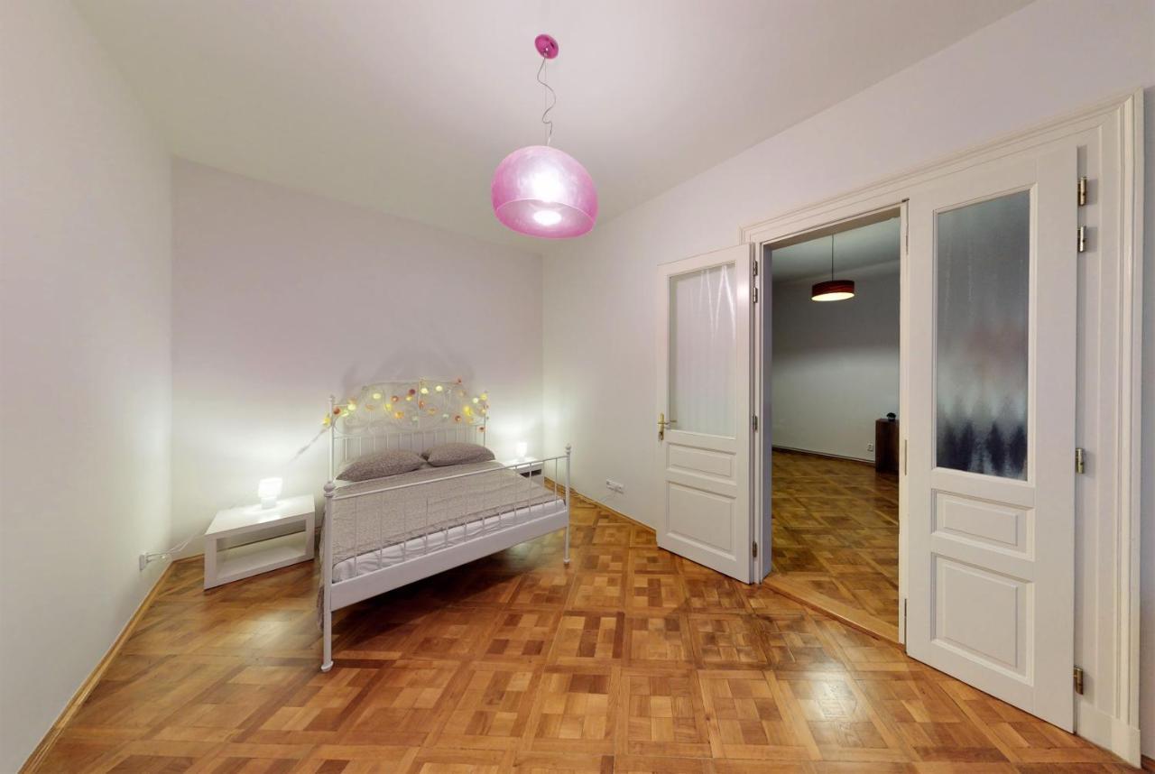 Wenceslas Square Quiet&charm Apartment Prag
